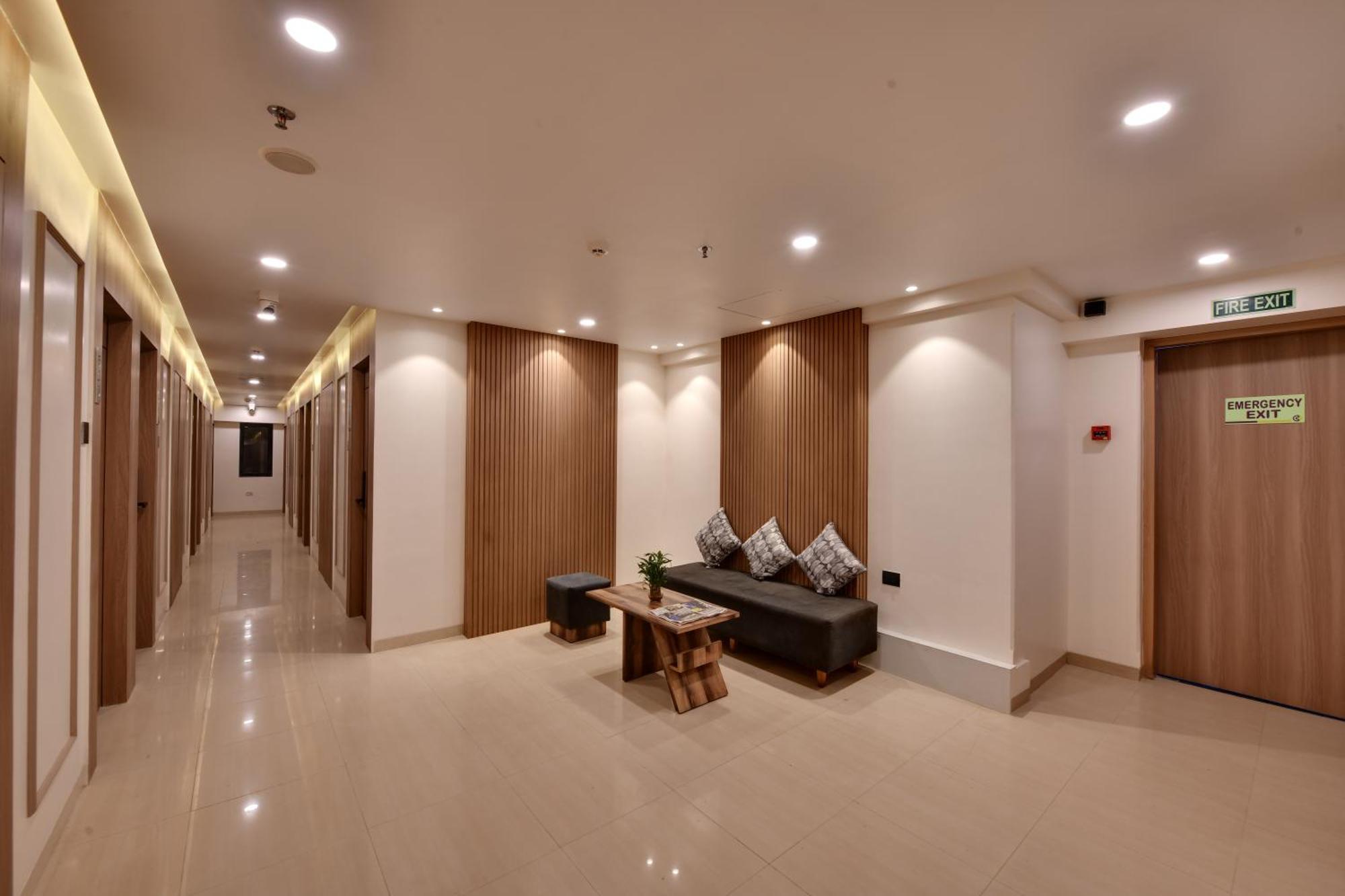 Click Hotels Andheri Midc Bombay Exterior foto